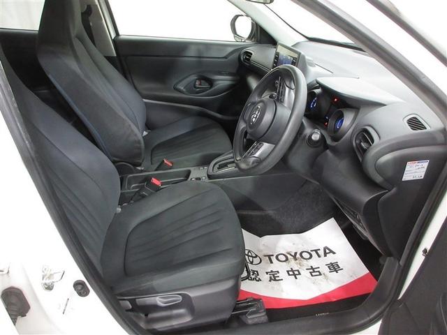 明るめのシート色なので、「あたたかみ」のある室内になっています！