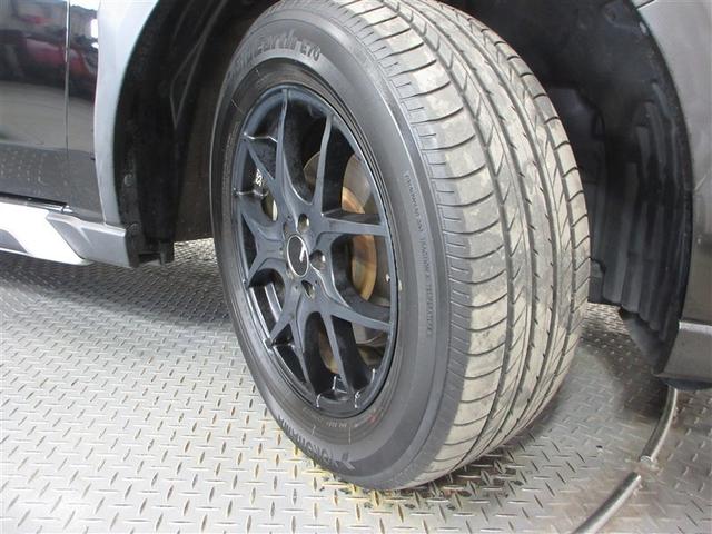 装着のタイヤサイズは「225/60R17」です
