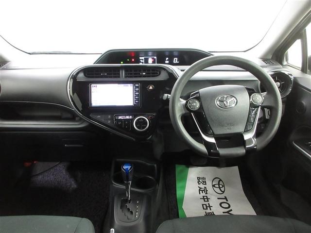 アクア Ｓ　寒冷地　衝突被害軽減システム　メモリーナビ　ワンセグ　バックカメラ　アイドリングストップ　盗難防止装置　キーレス　横滑り防止機能　ワンオーナー　ハイブリッド（6枚目）