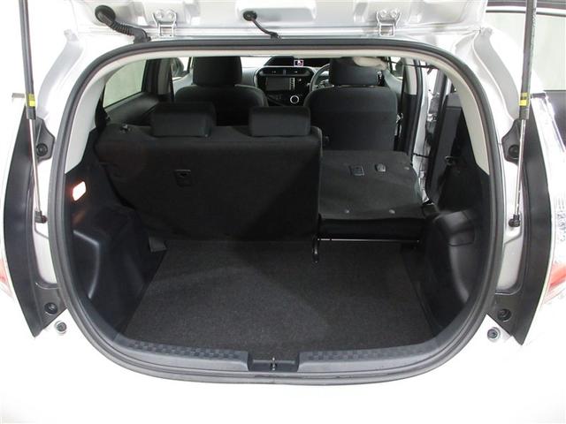 アクア Ｓ　寒冷地　衝突被害軽減システム　メモリーナビ　ワンセグ　バックカメラ　アイドリングストップ　盗難防止装置　キーレス　横滑り防止機能　ワンオーナー　ハイブリッド（19枚目）