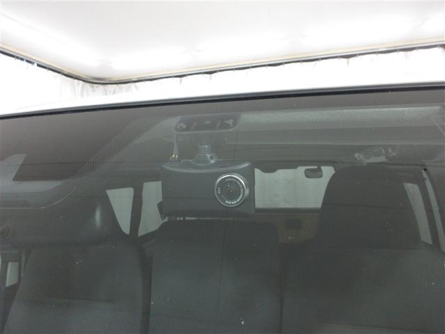 ハイエースバン ＤＸ　４ＷＤ　衝突被害軽減システム　ディーゼル　メモリーナビ　ワンセグ　バックカメラ　ドラレコ　ＥＴＣ　盗難防止装置　キーレス　横滑り防止機能　乗車定員６人（15枚目）