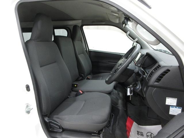 ハイエースバン ＤＸ　４ＷＤ　衝突被害軽減システム　ディーゼル　メモリーナビ　ワンセグ　バックカメラ　ドラレコ　ＥＴＣ　盗難防止装置　キーレス　横滑り防止機能　乗車定員６人（16枚目）