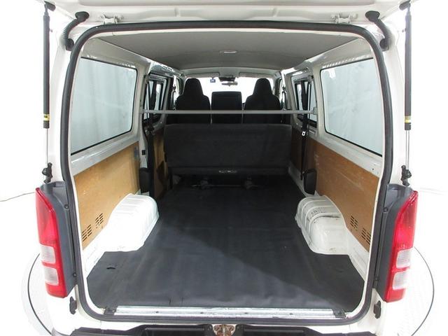 ハイエースバン ＤＸ　４ＷＤ　衝突被害軽減システム　ディーゼル　メモリーナビ　ワンセグ　バックカメラ　ドラレコ　ＥＴＣ　盗難防止装置　キーレス　横滑り防止機能　乗車定員６人（18枚目）