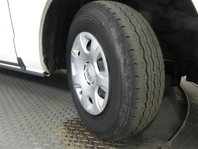 ハイエースバン ロングスーパーＧＬ　４ＷＤ　寒冷地　衝突被害軽減システム　ディーゼル　ＬＥＤヘッドランプ　両側電動スライド　バックカメラ　ＥＴＣ　盗難防止装置　キーレス　横滑り防止機能　ワンオーナー（18枚目）