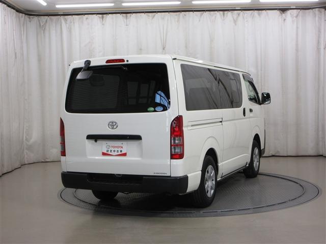 ハイエースバン DX 4WD 寒冷地 衝突被害軽減システム ディーゼル メモリーナビ バックカメラ ETC 盗難防止装置 キーレス 横滑り防止機能 乗車定員6人(4枚目)