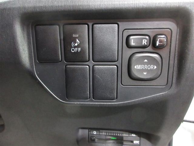 プリウス Ｇ　ＨＤＤナビ　フルセグ　ＨＩＤヘッドライト　アルミホイール　バックカメラ　スマートキー　オートクルーズコントロール　アイドリングストップ　ＥＴＣ　盗難防止装置　電動シート　キーレス　横滑り防止機能（14枚目）