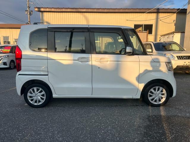 Ｎ－ＢＯＸ Ｇ・ＥＸターボホンダセンシング　４ＷＤ　ナビ　ＴＶ　ＥＴＣ　ターボ　バックカメラ　両側電動スライドドア　シートヒーター　クリアランスソナー　スマートキー　キーレス　ＬＥＤヘッドライト　クリアランスソナー　アイドリングストップ（4枚目）