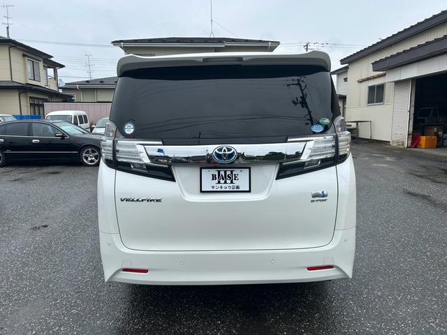 ヴェルファイアハイブリッド Ｖ　４ＷＤ　ＥＴＣ　ドライブレコーダー　キーレス　スマートキー　プッシュスタート　ナビ　ＴＶ　フリップダウンモニター　シートメモリ機能付き　両側電動スライドドア　パワーシート（6枚目）