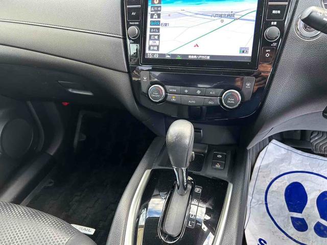 エクストレイル 20Xi 4WD 全周囲カメラ クリアランスソナー オートクルーズコントロール レーンアシスト 衝突被害軽減システム ナビ TV オートライト LEDヘッドランプ 電動リアゲート アルミホイール スマートキー(6枚目)