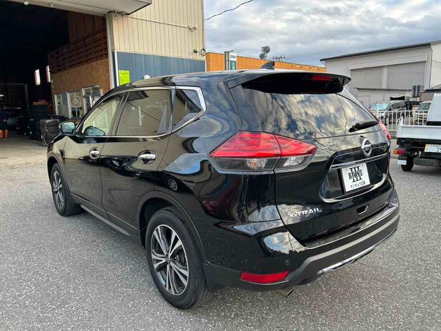 エクストレイル 20Xi 4WD 全周囲カメラ クリアランスソナー オートクルーズコントロール レーンアシスト 衝突被害軽減システム ナビ TV オートライト LEDヘッドランプ 電動リアゲート アルミホイール スマートキー(17枚目)