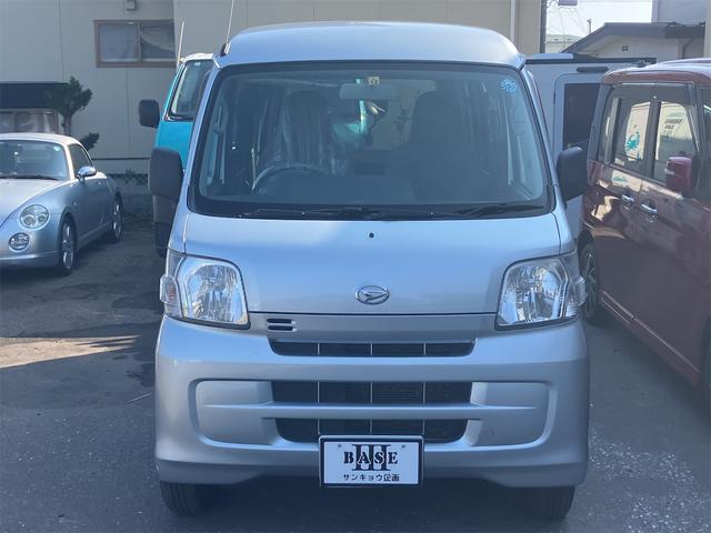 ハイゼットカーゴ ＤＸ　４ＷＤ　ＡＴ　両側スライドドア　キーレスエントリー　エアコン　運転席エアバッグ　助手席エアバッグ（2枚目）