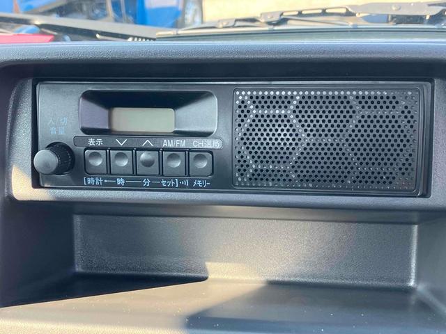 キャリイトラック KCエアコン・パワステ 4WD 軽トラック AT クリアランスソナー レーンアシスト アイドリングストップ オートライト ESC エアコン パワーウィンドウ 運転席エアバッグ 助手席エアバッグ 記録簿(13枚目)