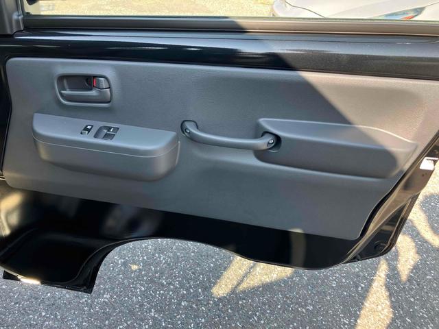 キャリイトラック KCエアコン・パワステ 4WD 軽トラック AT クリアランスソナー レーンアシスト アイドリングストップ オートライト ESC エアコン パワーウィンドウ 運転席エアバッグ 助手席エアバッグ 記録簿(23枚目)