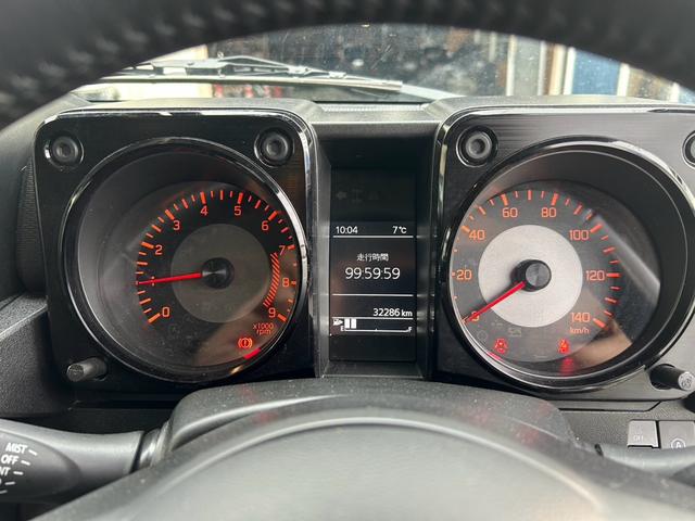 ジムニー XC 4WD マニュアル ETC ナビ TV クルーズコントロール バックカメラ シートヒーター キーレス スマートキー プッシュスタート(9枚目)