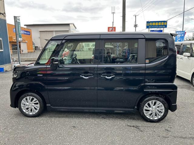 スペーシアカスタム ハイブリッドＧＳ　４ＷＤ　クルーズコントロール　シートヒーター　スマートキー　キーレス　プッシュスタート　届け出済み未使用車　アルミホイール（5枚目）