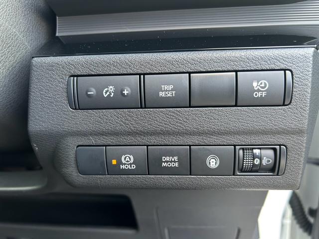 サクラ Ｘ　電気自動車　シートヒーター　ステアリングヒーター　全方位カメラ　ナビ　ＬＥＤヘッドランプ　スマートキー　キーレス　アルミホイール　クリアランスソナー（14枚目）