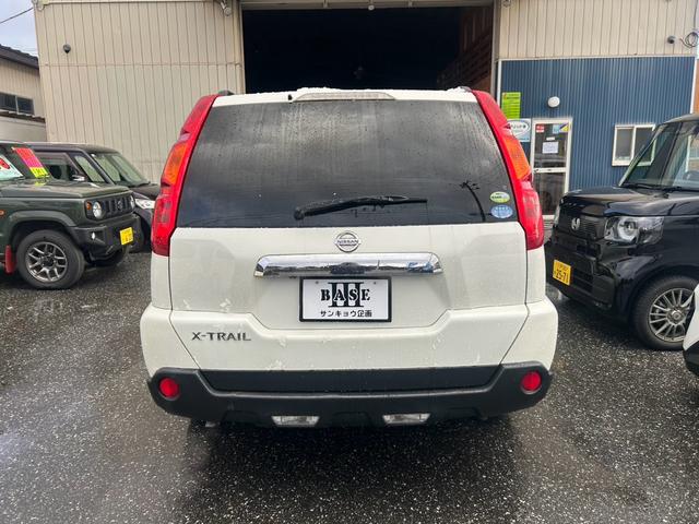 エクストレイル ２０Ｘｔ　４ＷＤ　ＥＴＣ　ナビ　クルーズコントロール　スマートキー　キーレス　寒冷地仕様　シートヒーター　エアコン　パワステ　パワーウィンドウ（4枚目）