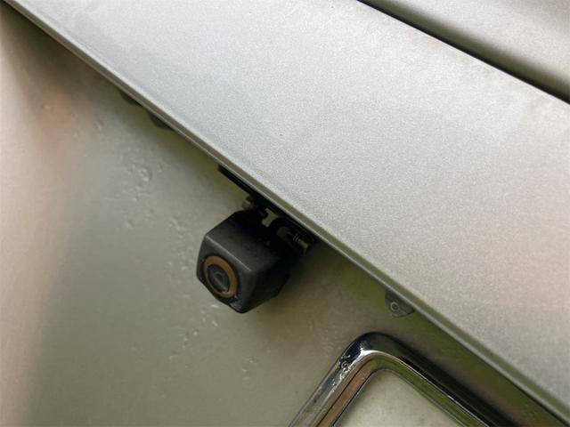 ヴォクシー Ｘ　４ＷＤ　サイドリフトアップシート車　脱着タイプ（10枚目）