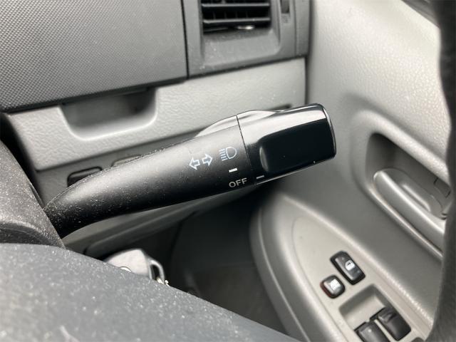 ヴォクシー Ｘ　４ＷＤ　サイドリフトアップシート車　脱着タイプ（34枚目）