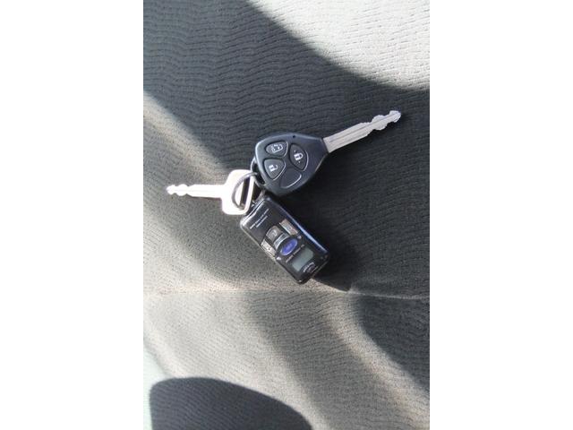 ヴォクシー X Lエディション 4WD 社外ナビ・フルセグTV・ETC・社外エンジンスターター・左パワスラ・7人乗り(11枚目)