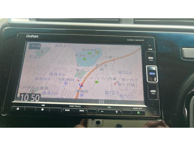 フィット １３Ｇ・Ｆコンフォートエディション　オートエアコン　アイドリングストップ　スマートキー　４ＷＤ　シートヒーター（13枚目）