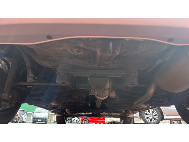 フィット １３Ｇ・Ｆコンフォートエディション　オートエアコン　アイドリングストップ　スマートキー　４ＷＤ　シートヒーター（29枚目）