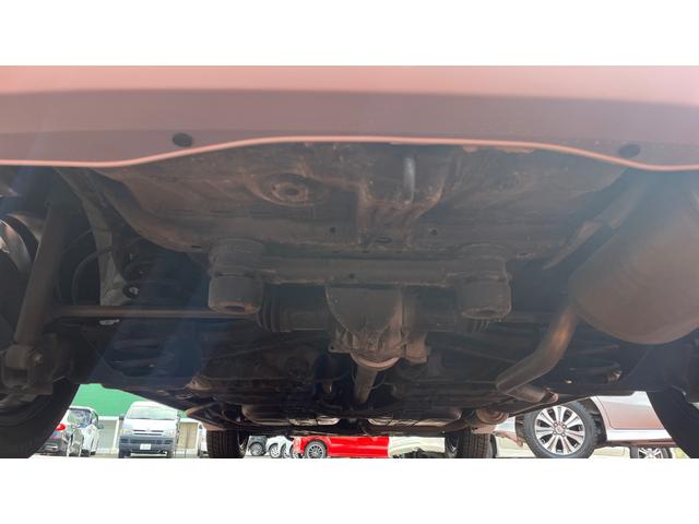 フィット １３Ｇ・Ｆコンフォートエディション　オートエアコン　アイドリングストップ　スマートキー　４ＷＤ　シートヒーター（33枚目）