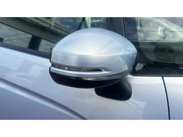 フィット １３Ｇ・Ｆコンフォートエディション　オートエアコン　アイドリングストップ　スマートキー　４ＷＤ　シートヒーター（56枚目）