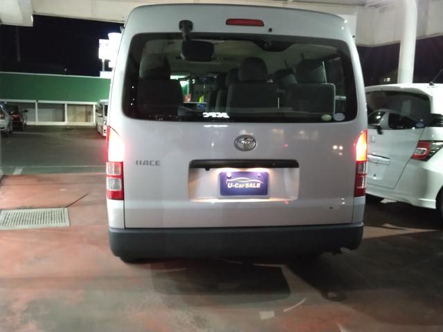 ハイエースワゴン DX ダブルエアコン 助手席エアバッグ 運転席エアバッグ 4WD キーレス ワンオーナー Bカメ パワーステアリング ABS(2枚目)