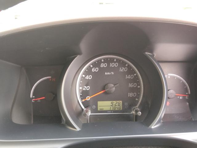 ハイエースワゴン DX ダブルエアコン 助手席エアバッグ 運転席エアバッグ 4WD キーレス ワンオーナー Bカメ パワーステアリング ABS(15枚目)