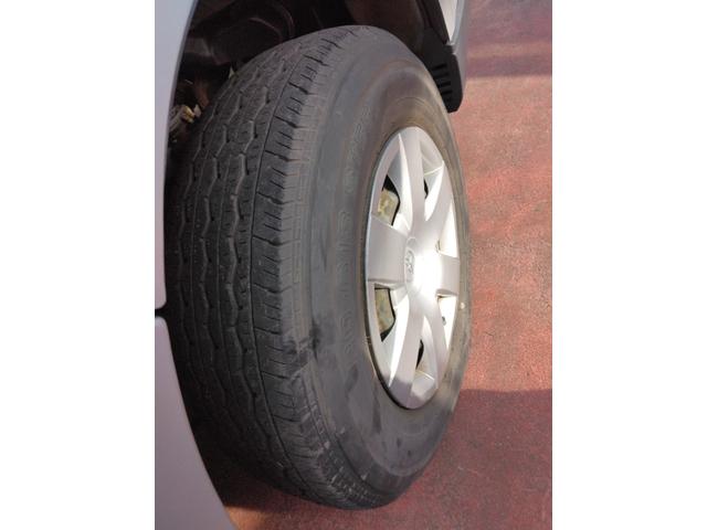 ハイエースワゴン DX ダブルエアコン 助手席エアバッグ 運転席エアバッグ 4WD キーレス ワンオーナー Bカメ パワーステアリング ABS(22枚目)