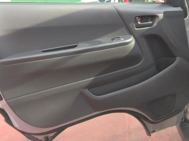 ハイエースワゴン DX ダブルエアコン 助手席エアバッグ 運転席エアバッグ 4WD キーレス ワンオーナー Bカメ パワーステアリング ABS(51枚目)