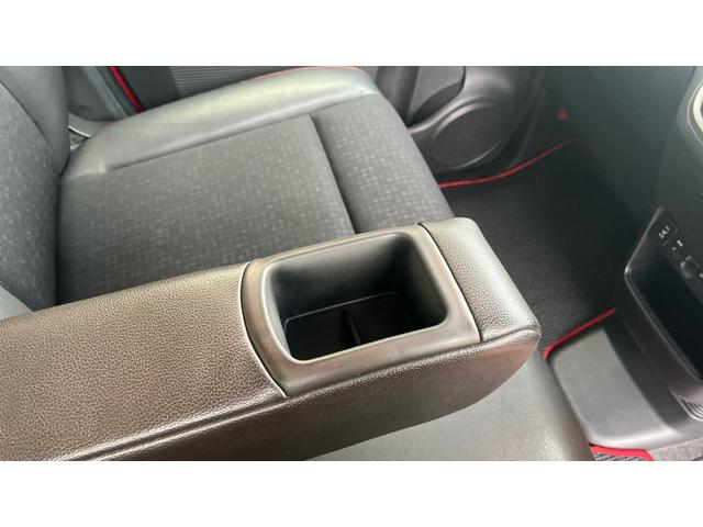 Ｎ－ＢＯＸカスタム ２トーンカラースタイル　Ｇ・ターボＬパッケージ　クルコン　スマートキー　４ＷＤ　横滑り防止装置　ＥＴＣ　シートヒーター　Ｂカメラ（22枚目）