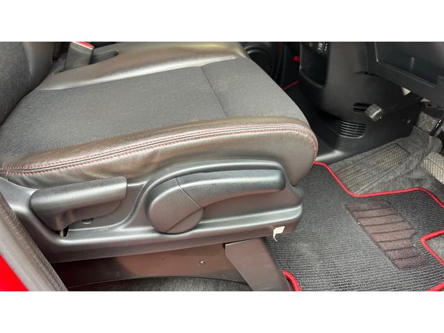 Ｎ－ＢＯＸカスタム ２トーンカラースタイル　Ｇ・ターボＬパッケージ　クルコン　スマートキー　４ＷＤ　横滑り防止装置　ＥＴＣ　シートヒーター　Ｂカメラ（40枚目）