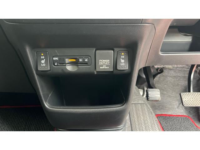 Ｎ－ＢＯＸカスタム ２トーンカラースタイル　Ｇ・ターボＬパッケージ　クルコン　スマートキー　４ＷＤ　横滑り防止装置　ＥＴＣ　シートヒーター　Ｂカメラ（46枚目）