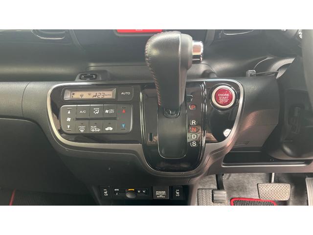 Ｎ－ＢＯＸカスタム ２トーンカラースタイル　Ｇ・ターボＬパッケージ　クルコン　スマートキー　４ＷＤ　横滑り防止装置　ＥＴＣ　シートヒーター　Ｂカメラ（52枚目）