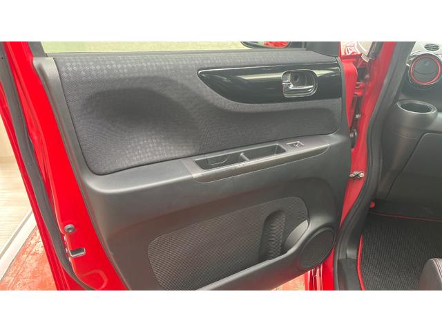 Ｎ－ＢＯＸカスタム ２トーンカラースタイル　Ｇ・ターボＬパッケージ　クルコン　スマートキー　４ＷＤ　横滑り防止装置　ＥＴＣ　シートヒーター　Ｂカメラ（54枚目）