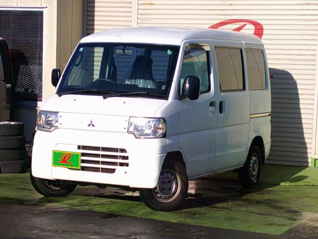 ミニキャブバン ＣＤ　パートタイム４ＷＤ　パワステ　エアコン　リヤガラスフィルム貼り付け　エアバッグ（2枚目）