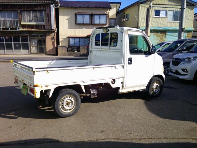 アクティトラック SDX 4WD パワステ 5マニアル 現状販売 車検8年3月(5枚目)