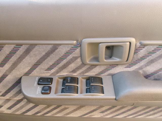 ランドクルーザープラド SXワイドリミテッド 4WD(22枚目)