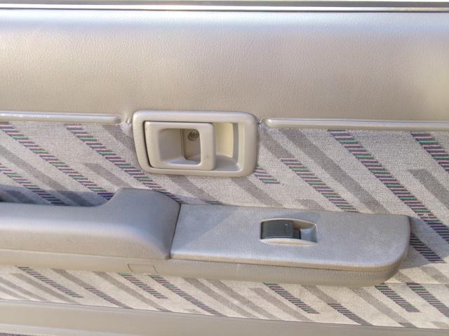 ランドクルーザープラド SXワイドリミテッド 4WD(27枚目)