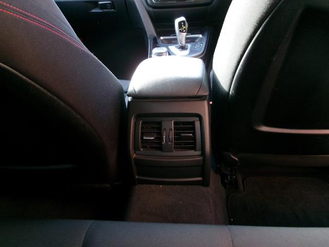 ３シリーズ ３２０ｄツーリング　スポーツ　ナビ／ＥＴＣ／バックカメラ／スマートキー／プッシュスタート／アイドリングストップ／クリアランスソナー／オートライト（33枚目）