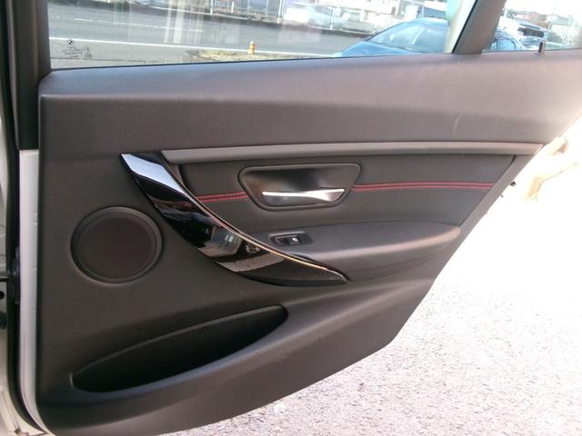 ３シリーズ ３２０ｄツーリング　スポーツ　ナビ／ＥＴＣ／バックカメラ／スマートキー／プッシュスタート／アイドリングストップ／クリアランスソナー／オートライト（35枚目）