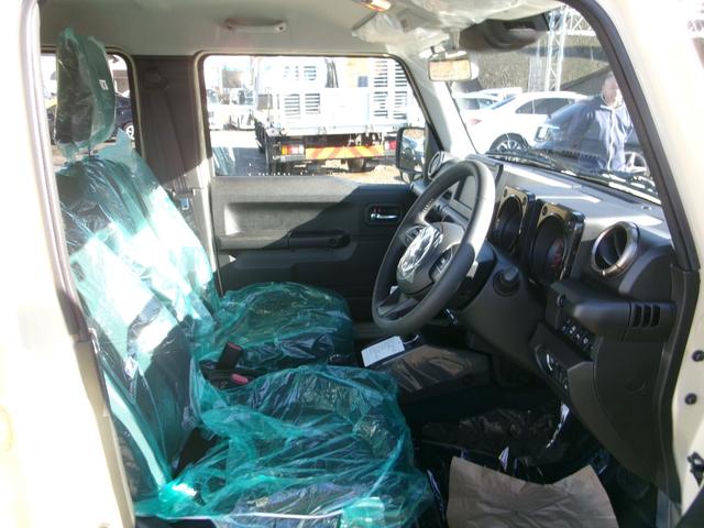 ジムニーノマド FC 登録済未使用車/レーダークルーズ/シートヒーター/コーナーセンサー/車線逸脱警報/LEDヘッド/オートライト/オートエアコン/スマートキー/フロントフォグ/ダウンヒルアシスト(10枚目)