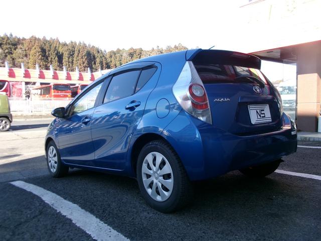 アクア Ｓ　ナビ・バックカメラ／ＥＴＣ／スマートキー／オートライト／オートエアコン（7枚目）