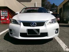 この度は、数多くある中古車販売店の中でも当店の在庫車をご覧いただき、誠に有難う御座います。どうぞ最後までご覧ください。当店でより良いマイカーのご購入を精一杯サポートさせて頂きます。 2