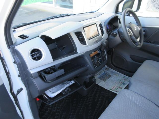 ワゴンＲ ＦＺ　ＦＺ（４名）　４ＷＤ　社外ナビ　フルセグＴＶ　ＣＤ　スマートキー　ＨＩＤ（16枚目）