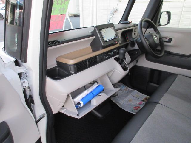 N-BOX ベースグレード 4WD 社外ナビ フルセグTV CD バックカメラ ETC スマートキー 片側電動スライドドア LEDヘッドライト(18枚目)