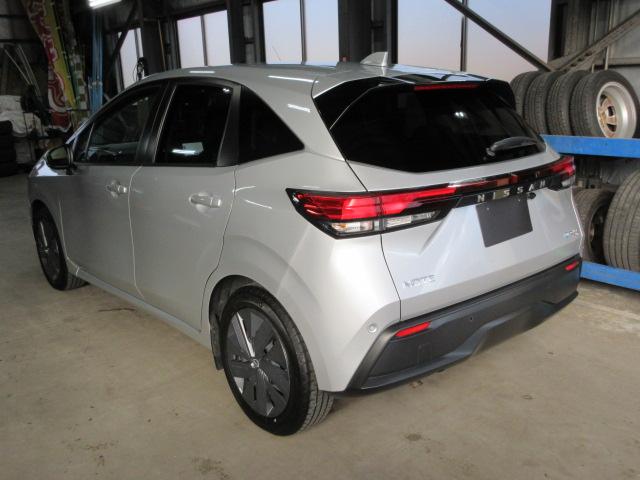 ノート Ｘ　ＦＯＵＲ　４ＷＤ　ハイブリッド　社外ナビ　バックカメラ　ＥＴＣ　スマートキー（2枚目）