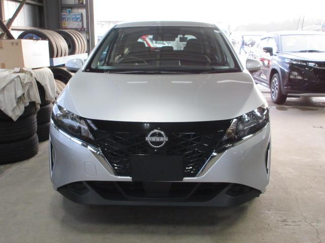 ノート Ｘ　ＦＯＵＲ　４ＷＤ　ハイブリッド　社外ナビ　バックカメラ　ＥＴＣ　スマートキー（4枚目）